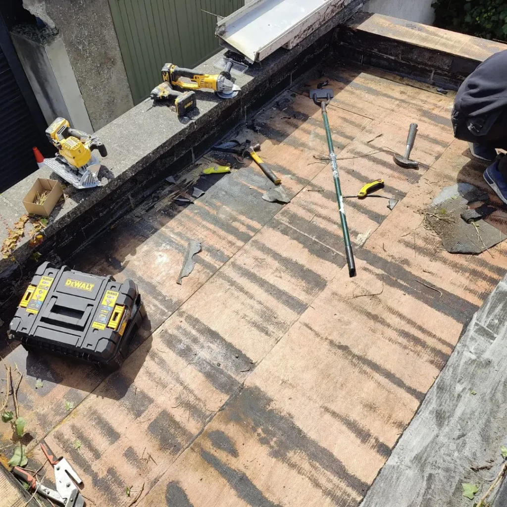 Commercial flat roof repair service in Dublin city